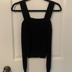 ARITIZIA OFF THE SHOULDER BLACK SWEATER XXS